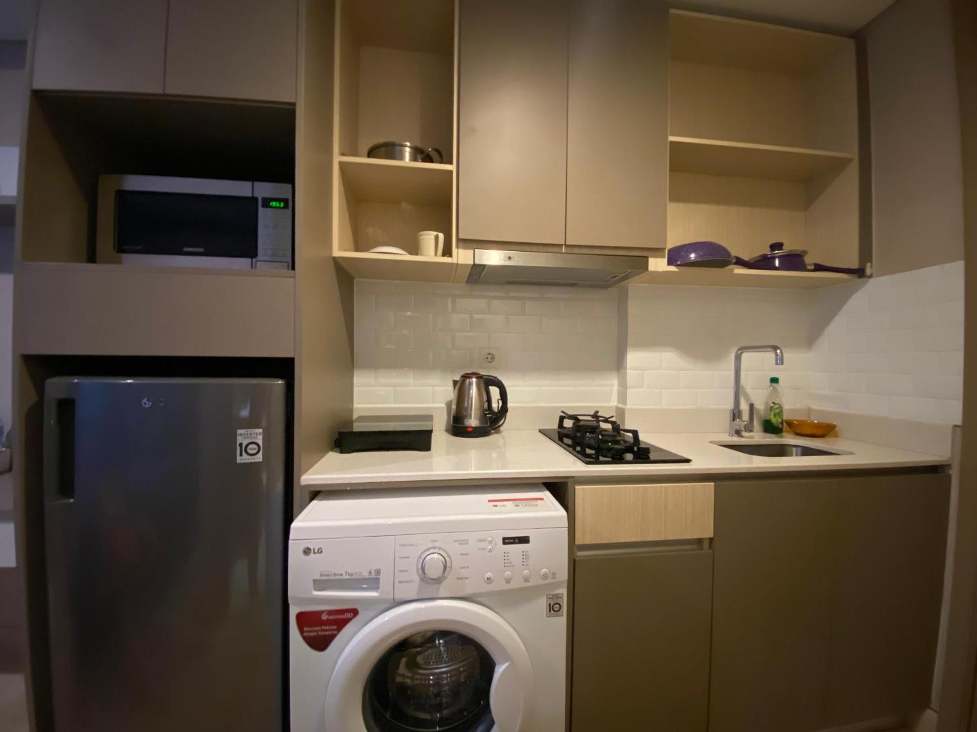 Comfort And Luxury Private Room At Goldcoast Pik Jakarta Room photo
